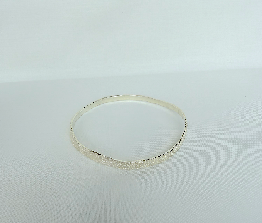 Cuttlefish Bangle - Fine