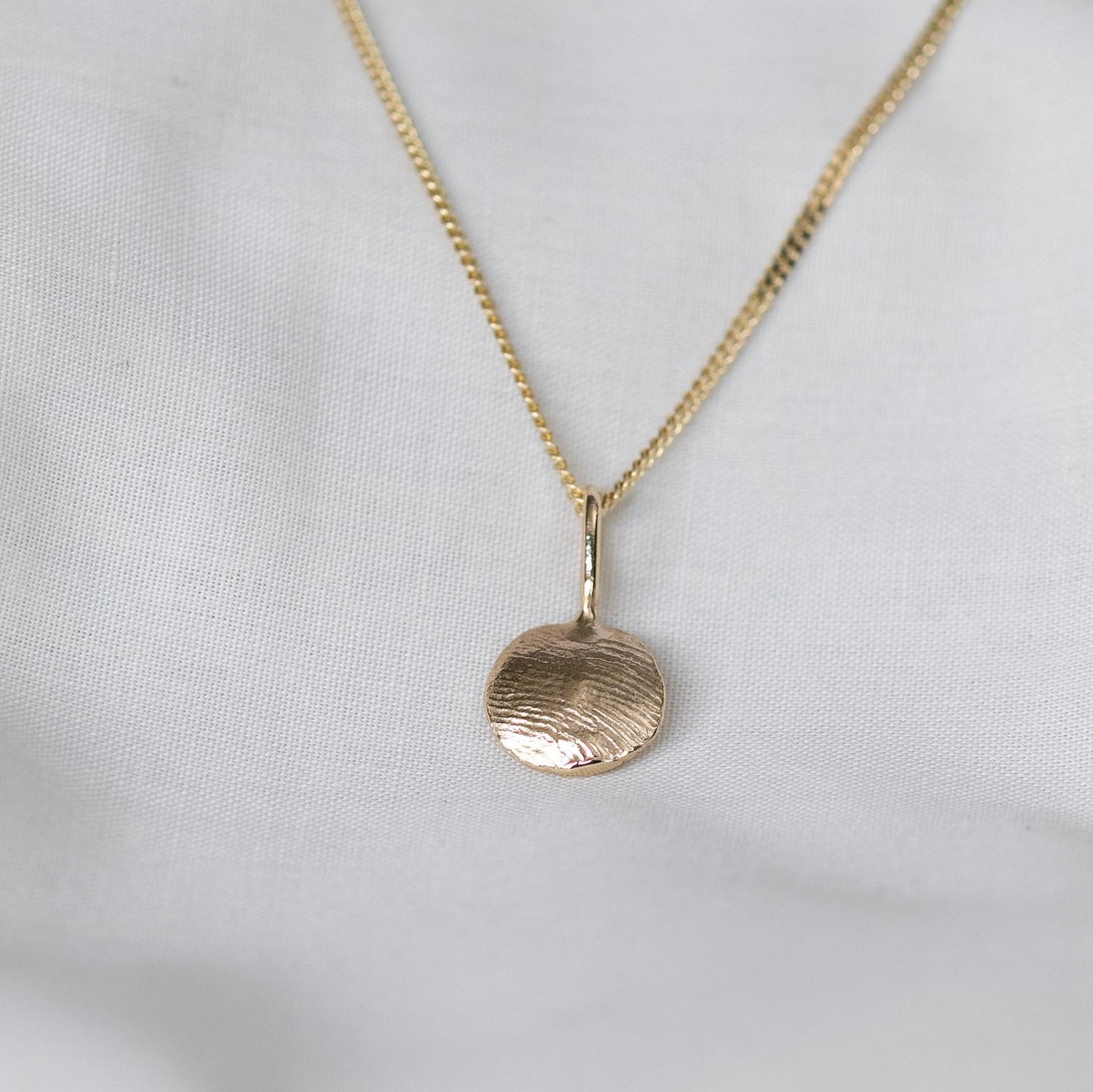 Gold Sentimental Impressions Pendant