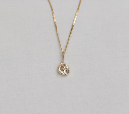 Oyster Drop Necklace - gold